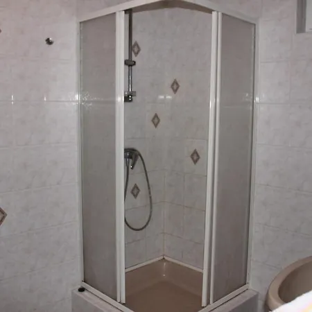 Apartment Orwa - Fenyofa Koez *