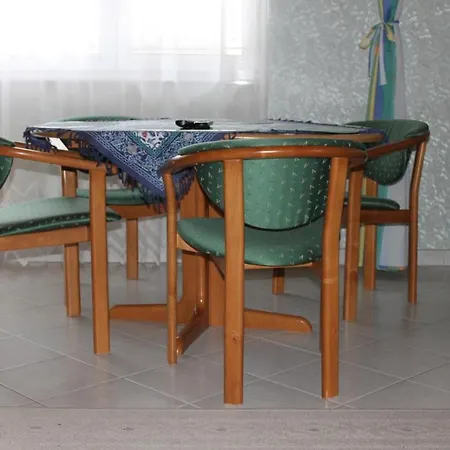 Orwa - Fenyofa Koez *